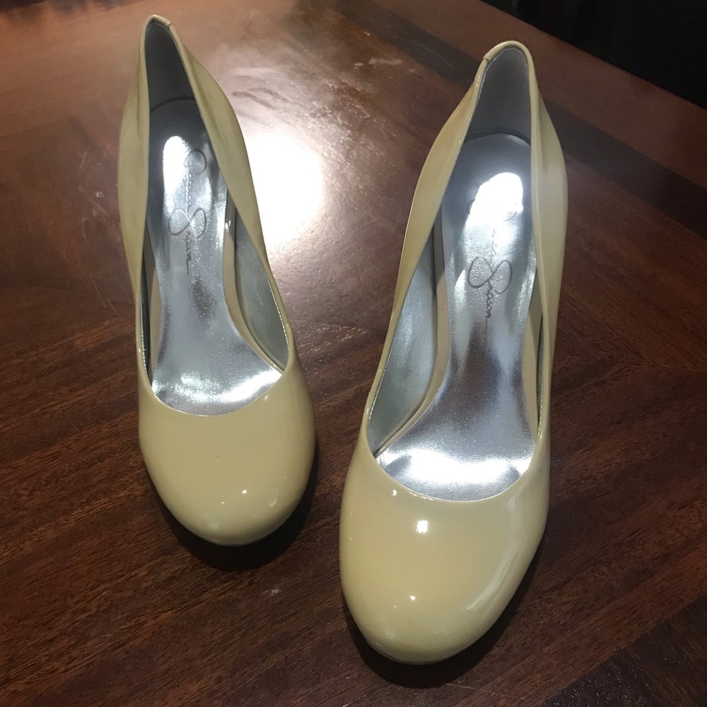 Jessica Simpson heels